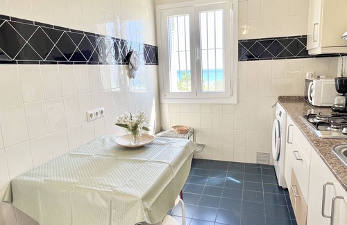 Atlanterra Apartamento | Apartment in Romantic Beachvilla