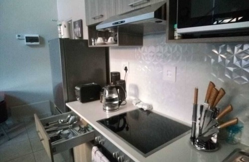 Greater Johannesburg Metropolitan Area Hotel | Apartment In Rosebank Johannesburg
