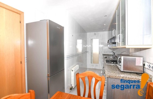 El Roc de Sant Gaieta Apartamento | Apartamento en segunda línea de mar con zona comunitaria y piscina