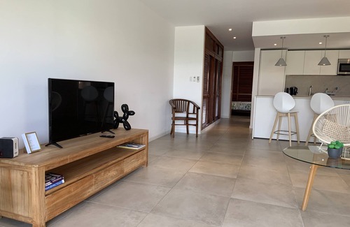 Cole Bay Apartamento | Apartamento en Simpson Bay Yacht Club ubicado en el agua