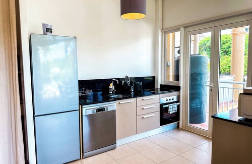 Anse des Rochers Apartamento | Apartamento en piscina y residencia de playa
