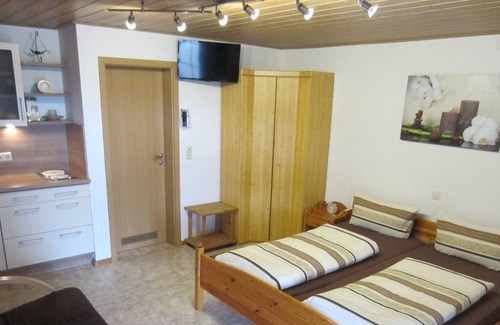 Zell am Harmersbach Apartamento | Apartment in the Black Forest, farm holidays, child-friendly, ponies, hiking