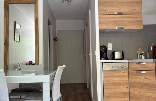 La Feclaz Apartamento | Apartment in the center of Féclaz ski resort with swimming pool