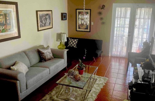 Sabana Abajo Apartamento | Apartamento en ciudad, a 5 min del aeropuerto y playa
