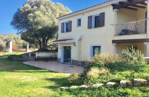Arzachena Casa | Apartment in the countryside