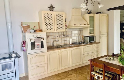 Savigliano Apartamento | Apartment in the countryside