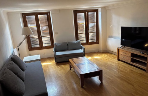 Bievres Apartamento | Apartment in the heart of Bievres 15min Paris 20min Orly