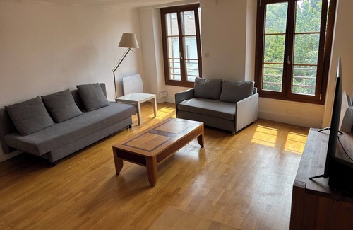 Bievres Apartamento | Apartment in the heart of Bievres 15min Paris 20min Orly