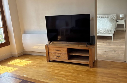 Bievres Apartamento | Apartment in the heart of Bievres 15min Paris 20min Orly