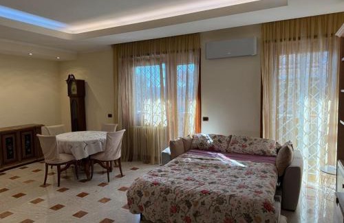 Quartiere XX Ardeatino Apartamento | Apartment in the heart of EUR