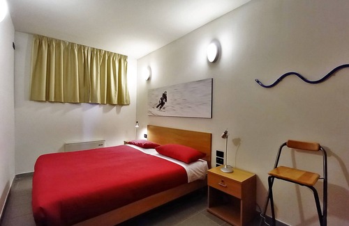 Sestriere Complejo | Apartment in the Olympic village near the center 100 meters from the lifts