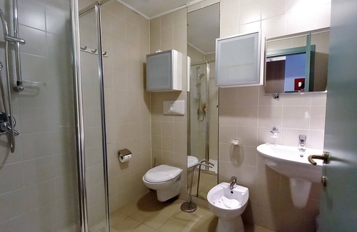 Sestriere Complejo | Apartment in the Olympic village near the center 100 meters from the lifts