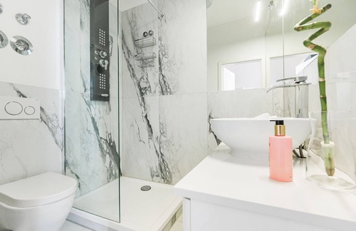 Bad Camberg Apartamento | Luminoso apartamento de vacaciones en Bad Campberg con mucho confort