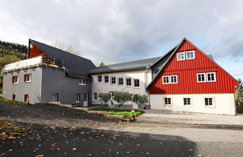 Waltersdorf Condominio | Apartment in top location with sauna and rooftop lounge for families and active vacation groups