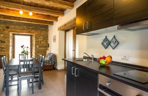 Sestino Casa | Apartment in Tuscany with Panoramic Pool