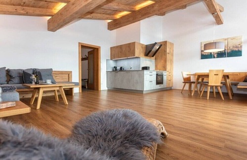 Unken Casa | Apartment in Unken with Wi-Fi and parking