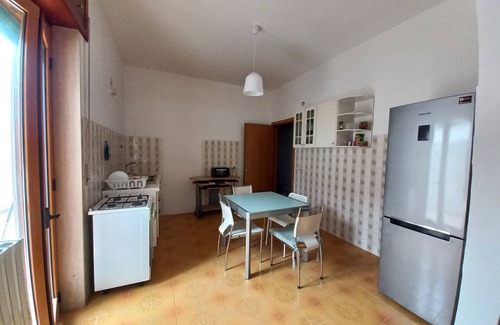 Pulsano Apartamento | Apartment in upper Salento, fully equipped, bright and spacious.