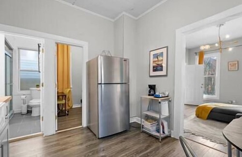 Wicker Park Apartamento | Apartment in Vibrant Wicker Park