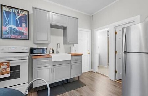 Wicker Park Apartamento | Apartment in Vibrant Wicker Park