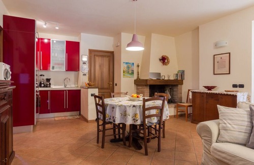 Todi Apartamento | Apartamento en villa con piscina a poca distancia del centro de Todi
