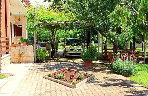 Vrvari Apartamento | Apartment in Vrvari with One-Bedroom 3