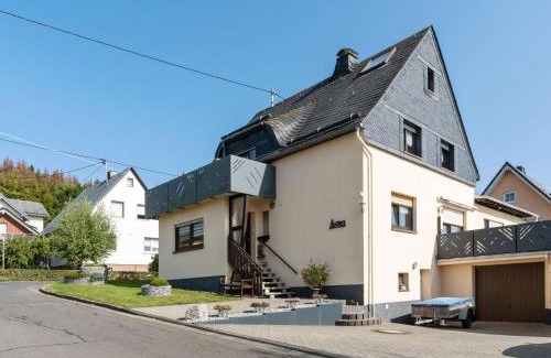 Hohn Apartamento | Apartment in Westerwald with private balcony