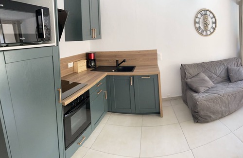 Port Rive Gauche Apartamento | Apartment in wooded residence with swimming pool