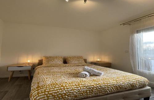 Yvre-l'Eveque Apartamento | Apartment in Yvré-l Évêque near Le Mans Circuit