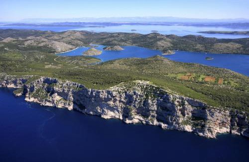 Zaton Apartamento | Apartment in Zaton (Zadar) with Terrace, Air conditioning, Wi-Fi, Washing machine (4814-6)