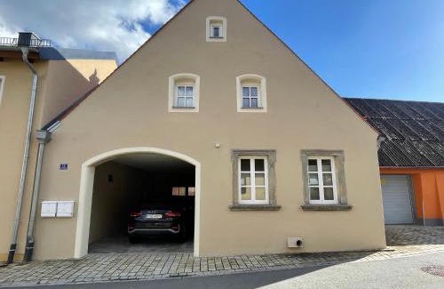 Grafenwohr Apartamento | Apartment in zentraler Lage mit Privatparkplatz
