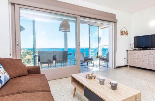 Llanca Apartamento | Apartment Indalo by Interhome