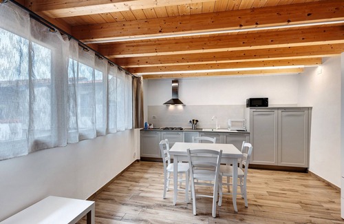 Portese Apartamento | Apartamento 'Soppalco - Isola Trimelone' con piscina compartida, Wi-Fi y aire acondicionado