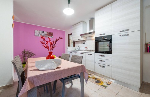 San Giovanni Suergiu Apartamento | Apartamento 'Nonna Tere' con jardín privado y aire acondicionado