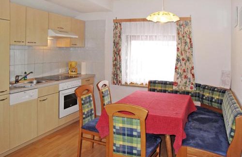 St. Valentin auf der Haide Apartamento | Apartment Nebenhaus Schönblick - SVH112 by Interhome