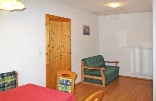 St. Valentin auf der Haide Apartamento | Apartment Nebenhaus Schönblick - SVH112 by Interhome