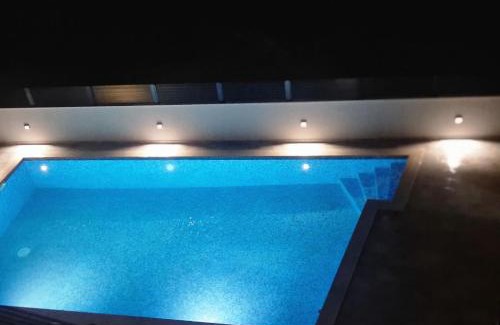 Zagvozd Apartamento | Apartment Ivan with Pool