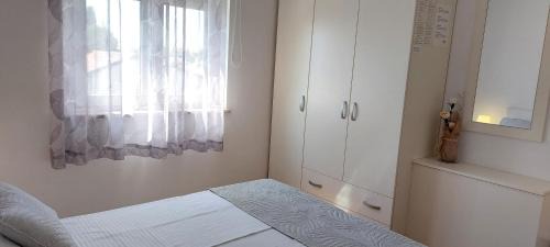 Mali Maj Apartamento | Apartment Ivana,Mali Maj