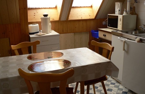 Gehlsdorf Apartamento | Apartamento 'Jess Rostock' con terraza compartida, jardín compartido y Wi-Fi