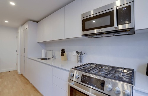 Radnor - Fort Myer Heights Apartamento | Apartment Just 10 Minutes Away to Airport