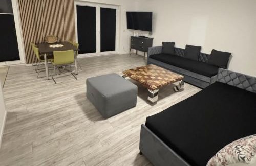 Rath-Heumar Apartamento | Apartment Köln Rath