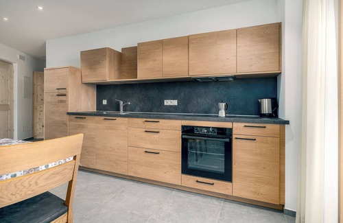 Bressanone Apartamento | Apartamento 'Kanzi' con vistas a la montaña, jardín compartido y Wi-Fi