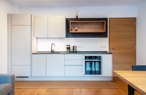 Tramin Apartamento | Apartamento "Karin - Cabernet" con terraza compartida y Wi-Fi