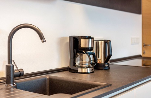Tramin Apartamento | Apartamento "Karin - Cabernet" con terraza compartida y Wi-Fi