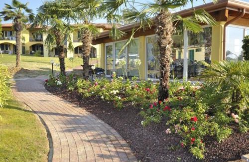 Moniga del Garda Apartamento | Apartment Karina-1 by Interhome