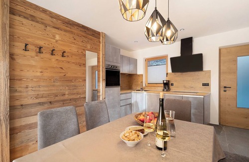 Rodengo Apartamento | Apartamento 'Karspitz' con vistas a la montaña, terraza privada y Wi-Fi