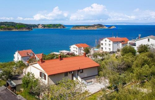 Rab Town Apartamento | Apartment Katica-2 by Interhome