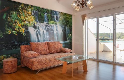 Rab Town Apartamento | Apartment Katica-2 by Interhome