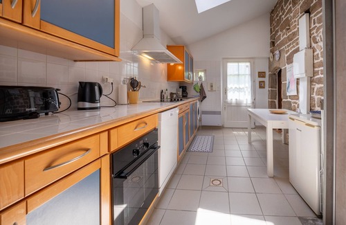 Erdeven Apartamento | Apartamento 'Ker Mané Teviec' con terraza compartida, jardín compartido y Wi-Fi