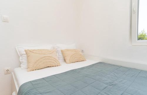 Molunat Apartamento | Apartment Konak - Two Bedroom Apartment with Terrace and Sea View