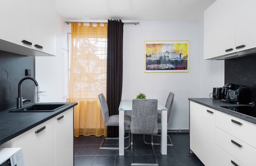 Rudolfsheim-Funfhaus Apartamento | Apartment Kroellgasse
